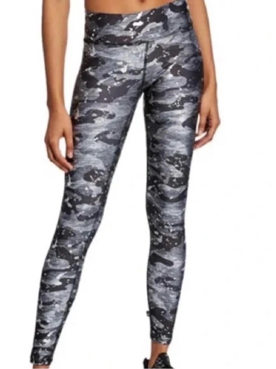 Terez Pants - Terez Black & Gray Camo Leggings M